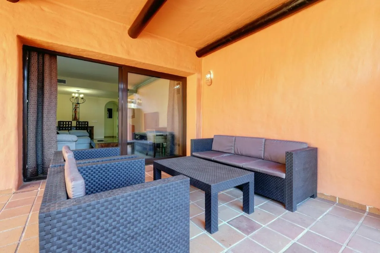 Superb 2-Bed Apartment In Duquesa Manilva