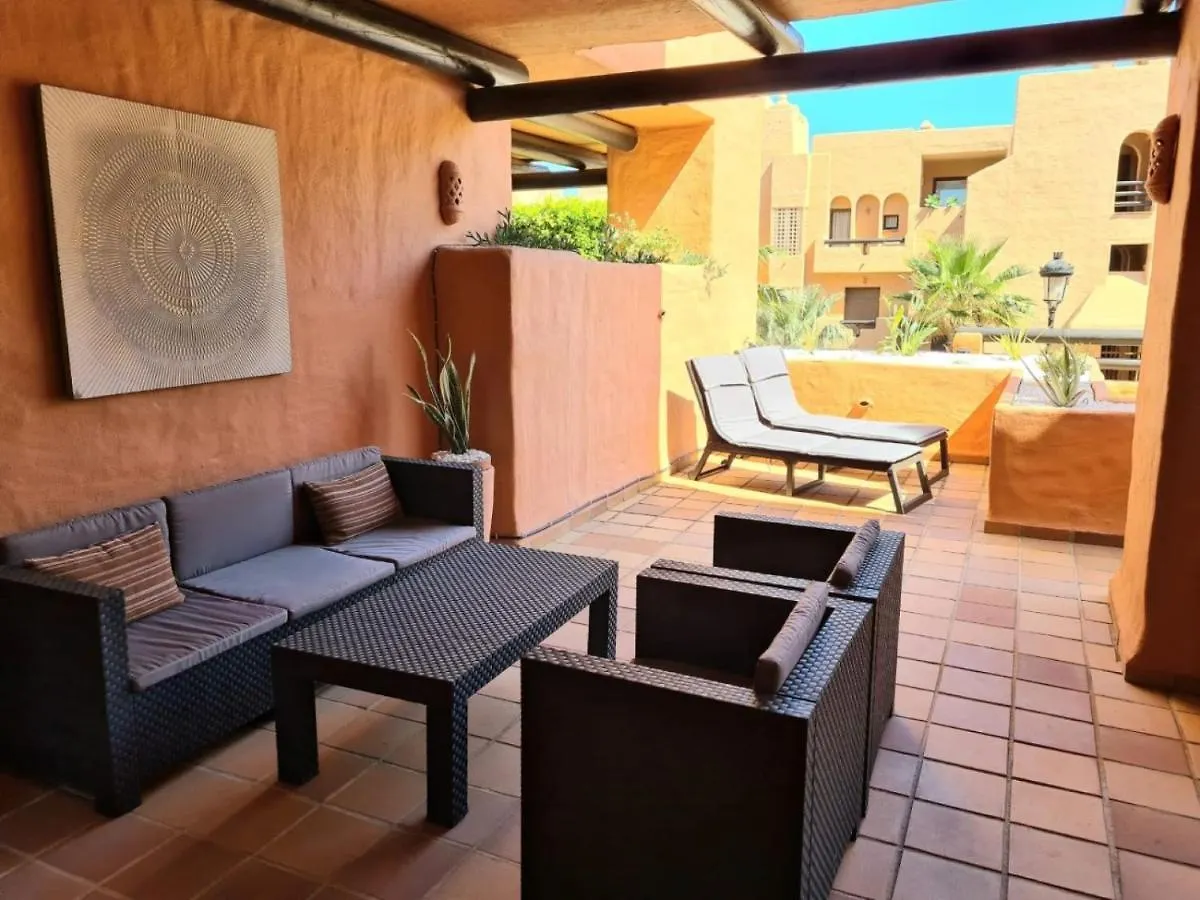 Superb 2-Bed Apartment In Duquesa Manilva