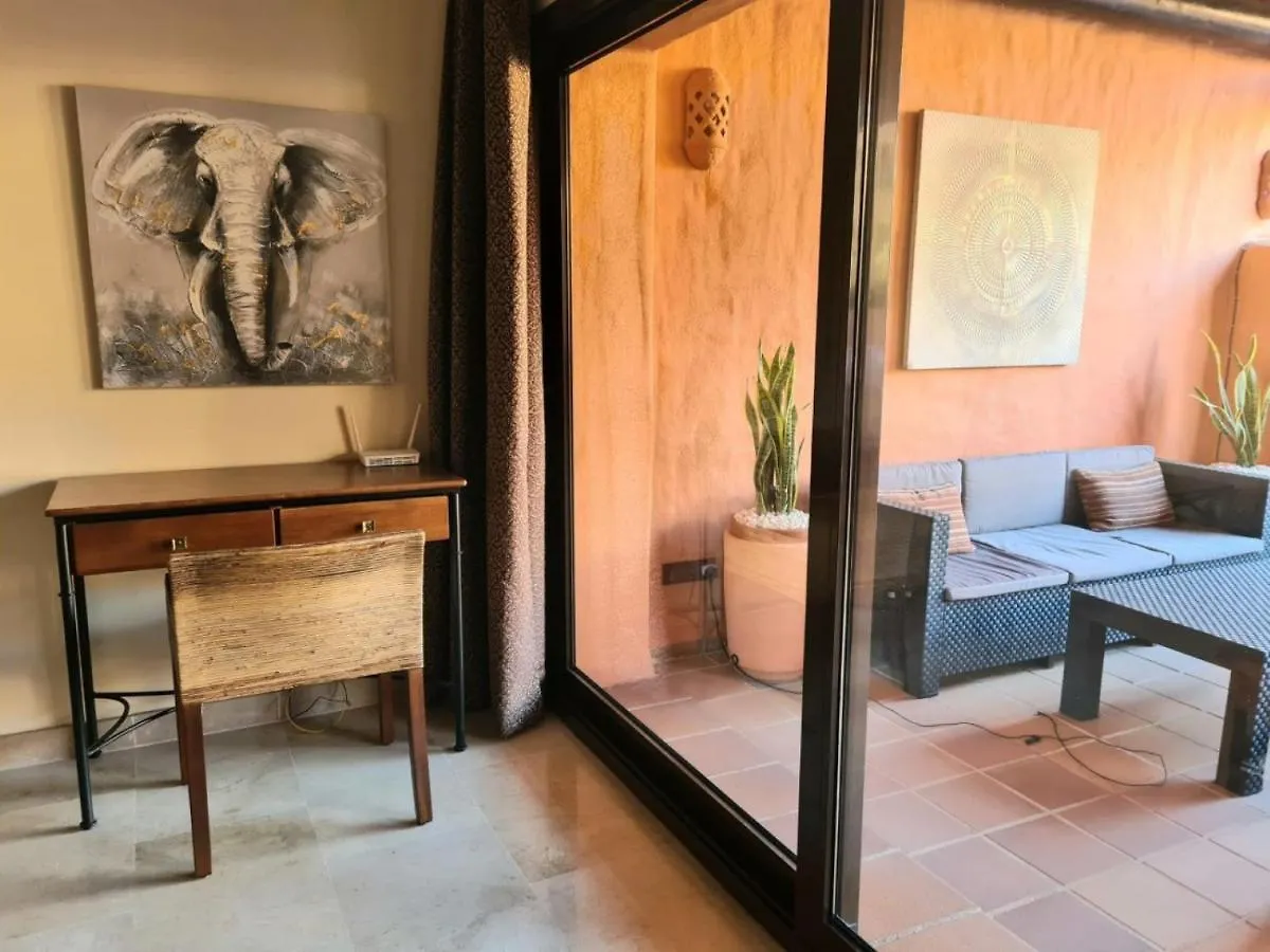 Superb 2-Bed Apartment In Duquesa Manilva