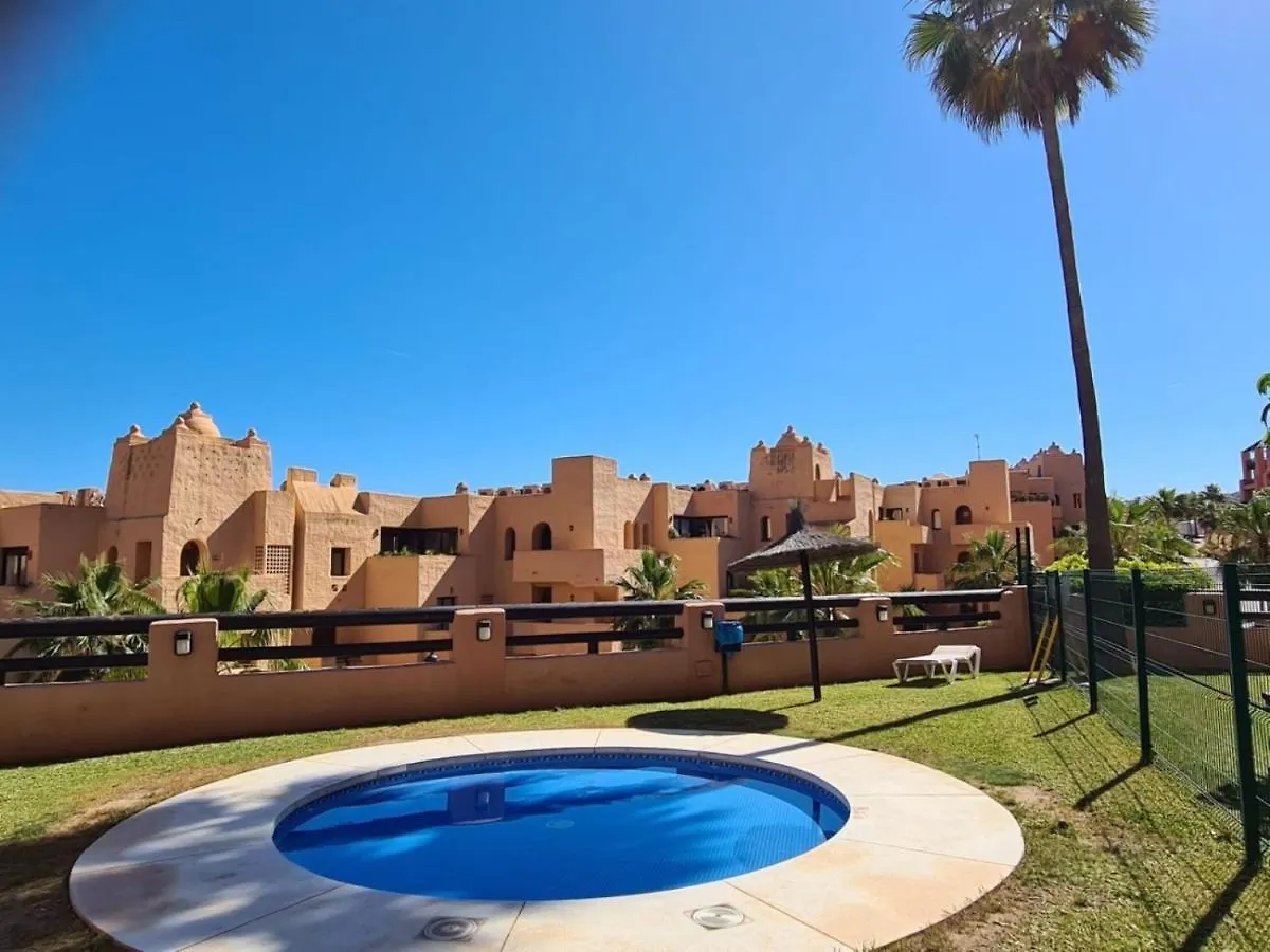 Superb 2-Bed Apartment In Duquesa Manilva